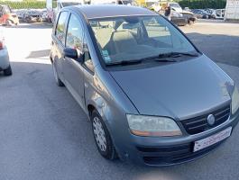 Foto pieza de coche
